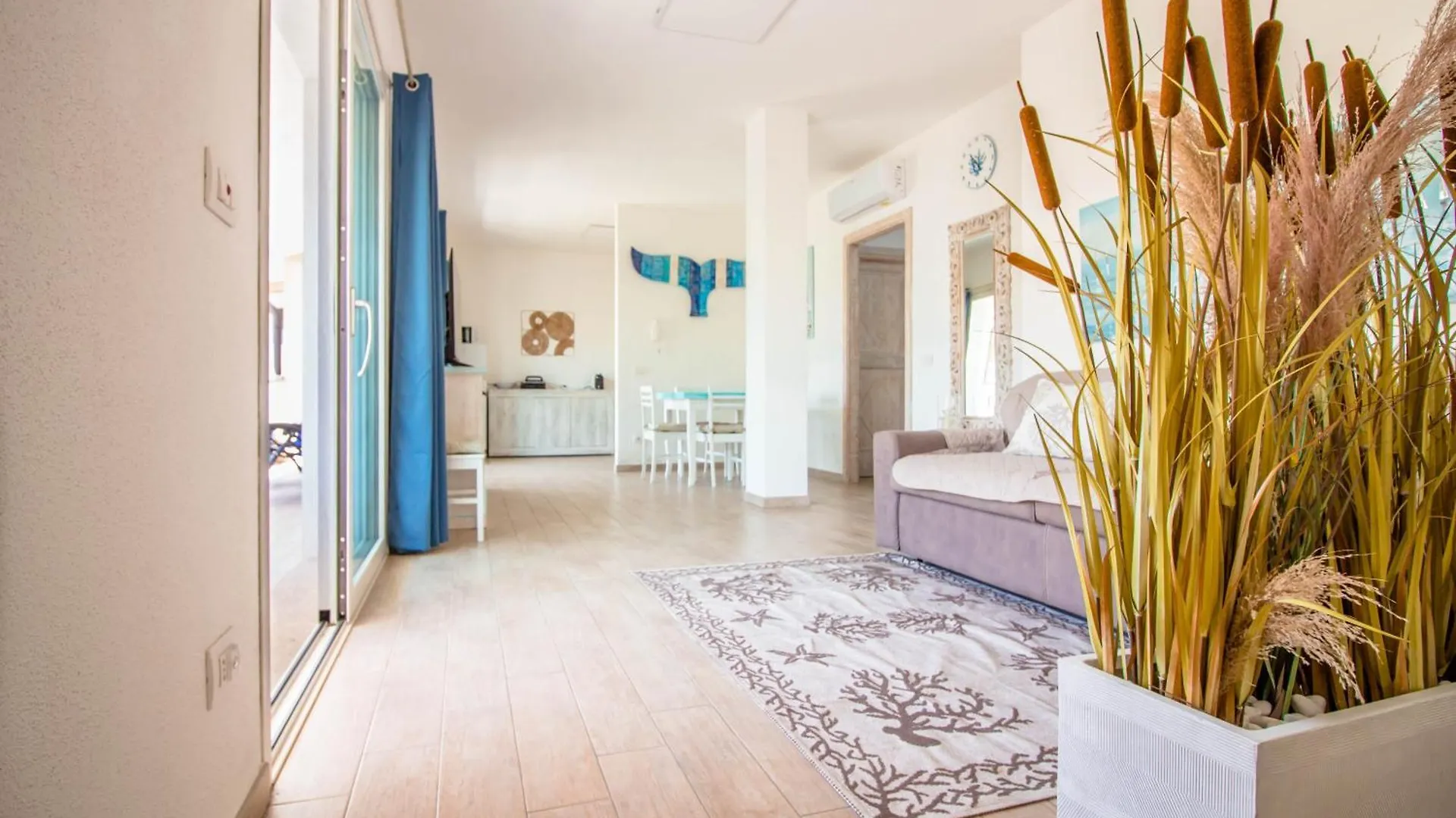 Lovely Apartment Near Palau Beach With Terrace! Italy