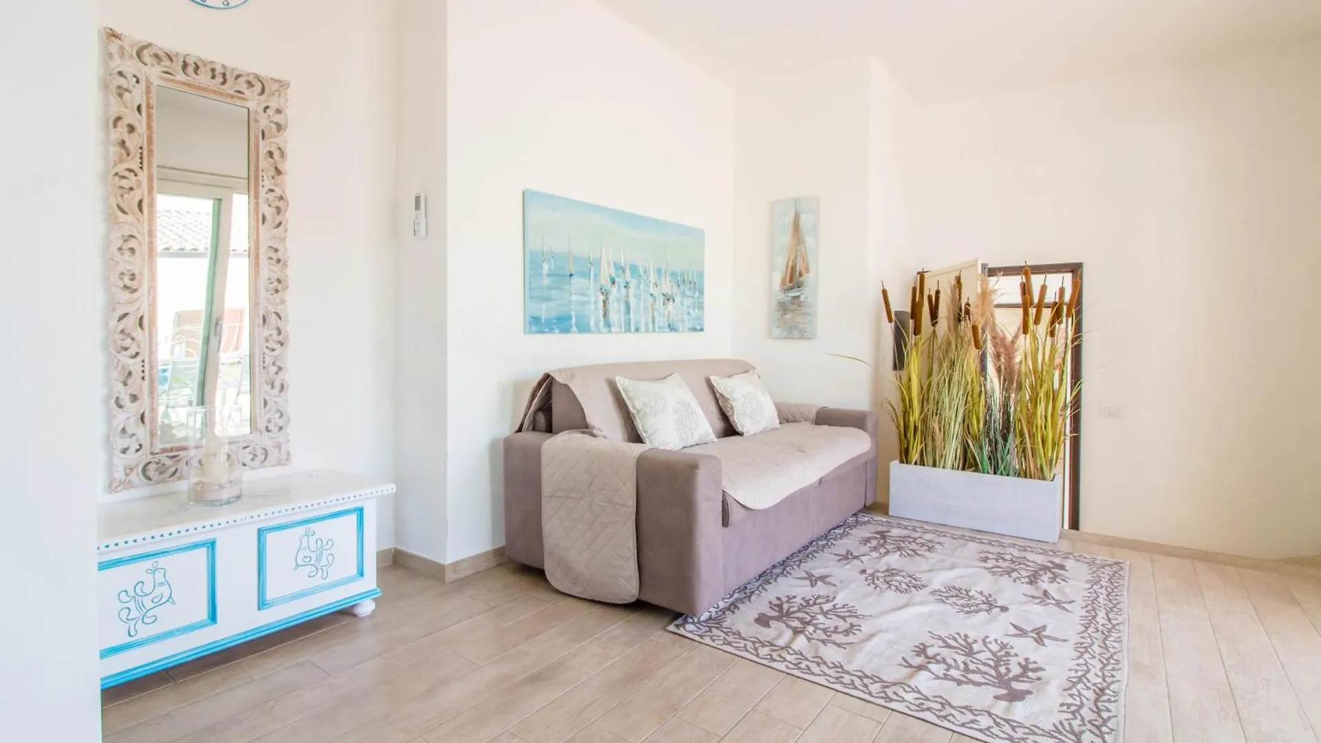 Lovely Apartment Near Palau Beach With Terrace! Italy