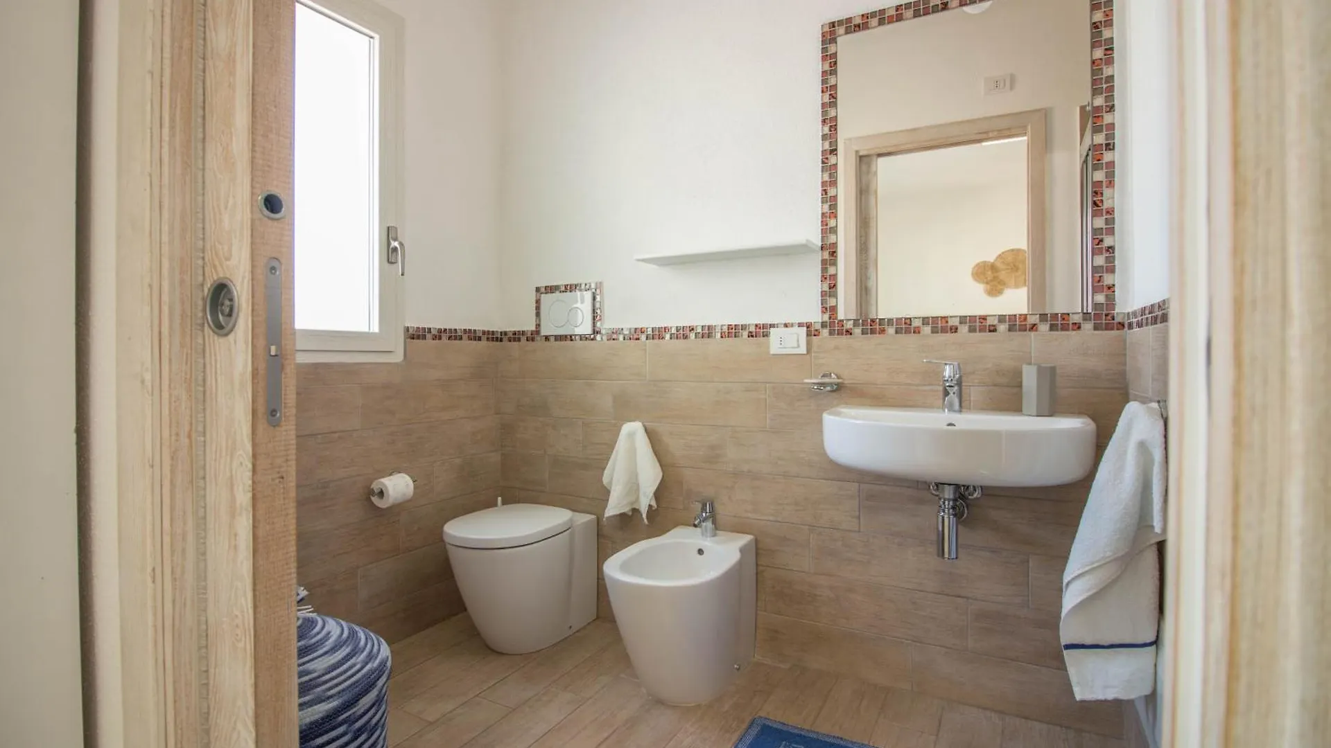 Lovely Apartment Near Palau Beach With Terrace!