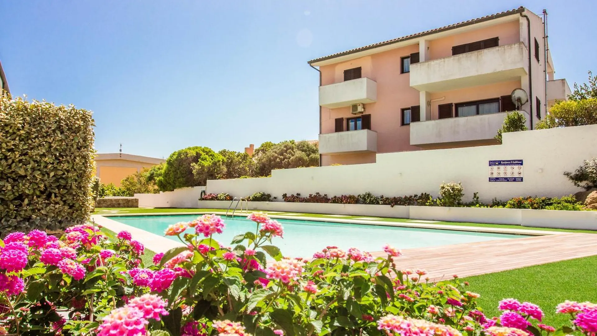 Lovely Apartment Near Palau Beach With Terrace! Italy